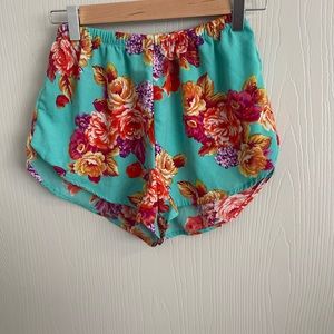 Tropical shorts